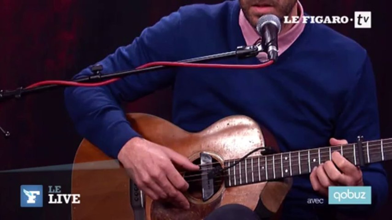 Piers Faccini interprète "Down by blackwaterside" en live