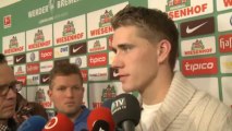 FOOTBALL: Bundesliga: Ex-Bayer Petersen: 