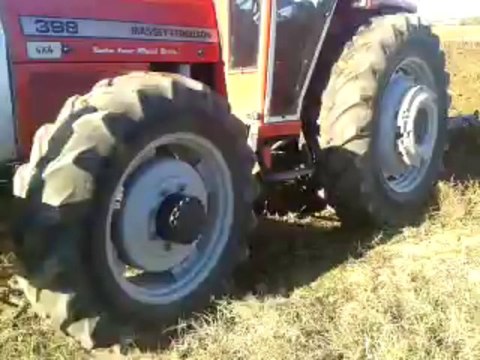 massey ferguson 398 3 lü 18 numara ile derin sürümde