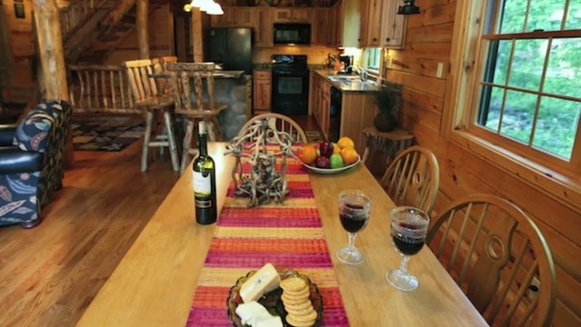 Luxury Lodge Rental Hocking Hills Ohio - Four Bedroom Lodge