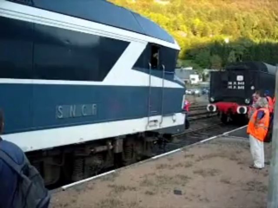 CC 72 084 manoeuvre ... LE  MONT-DORE..