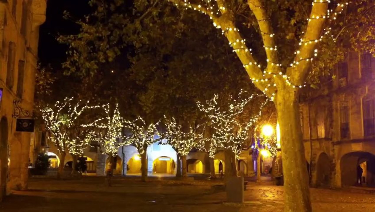 NOEL 2013 - LES ILLUMINATIONS d'UZES et ST QUENTIN LA POTERIE