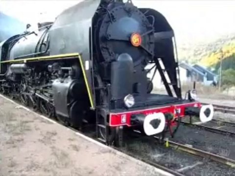 141 R 840 manoeuvre et attelage, gare de LE MONT-DORE