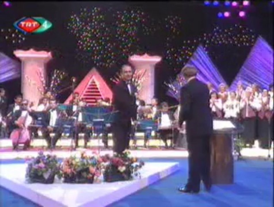 Akif ÖZÜŞEN-Havada Bulut Yok Bu Ne Dumandır-1 (Arada-HUMA KUŞU)