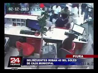 Revelan imágenes de los instantes en que asaltaron a la Caja Municipal de Sullana