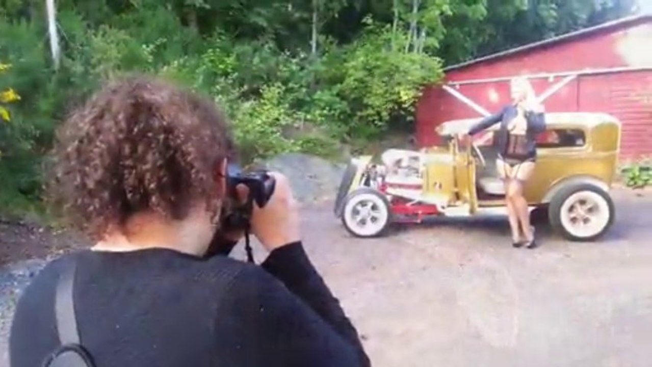 Behind the Scenes with Bianca Bombshell