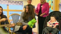 Duchess of Cambridge sings with sick children at hospice