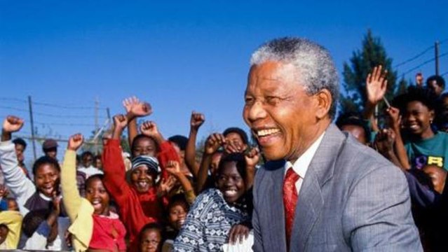 South Africans celebrate life of Mandela