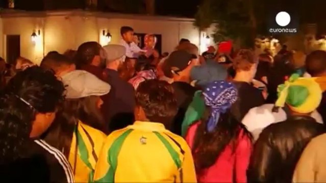 South Africa begins official mourning period for Mandela