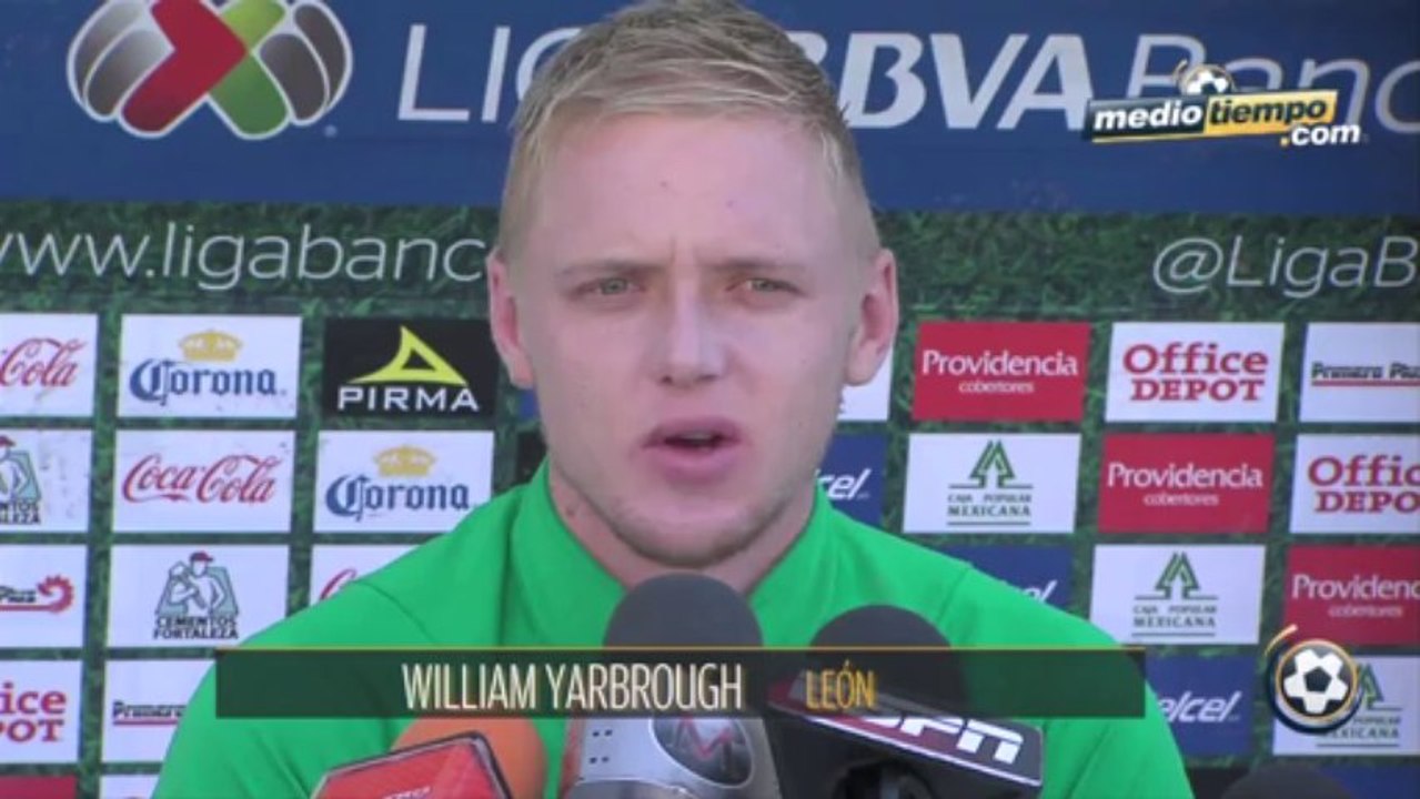 William acepta su error