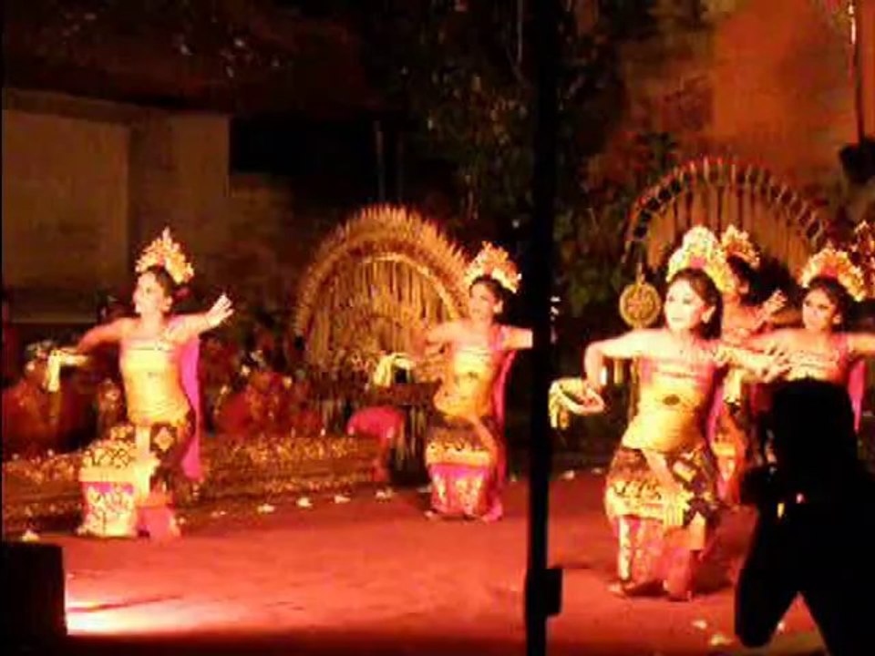 gamelan danses