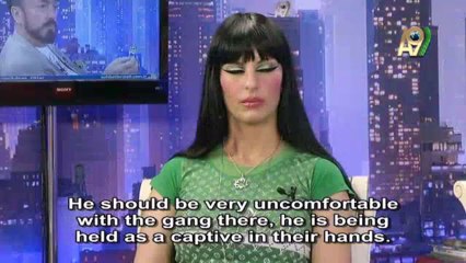 Land and naval blockade should be imposed to Syria