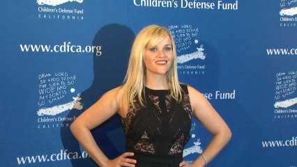 Reese Witherspoon and Jennifer Garner Help "Beat The Odds"