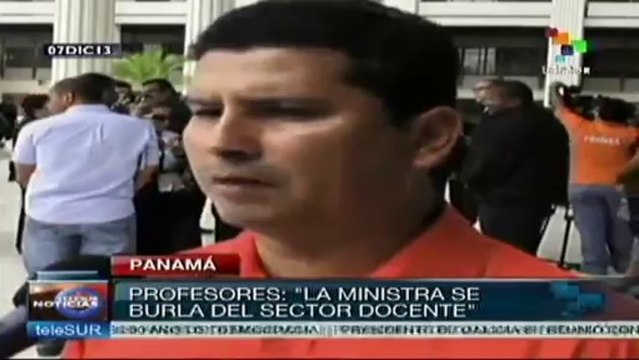 Maestros de escuelas panameñas exigen mejores salarios, o harán huelga