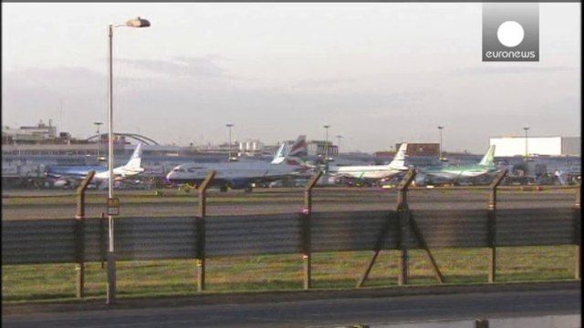 More UK flight delays possible after air traffic computer chaos