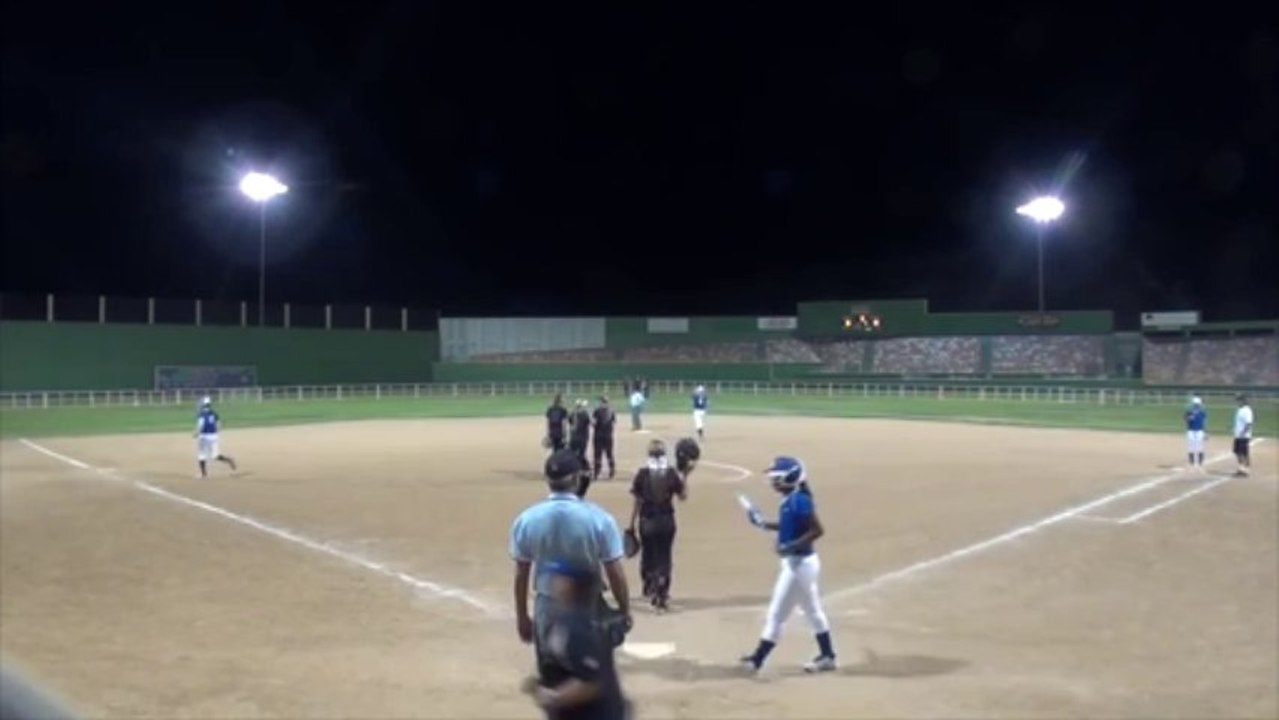 High School Softball Pitcher Purposefully Throws At Umpire !!