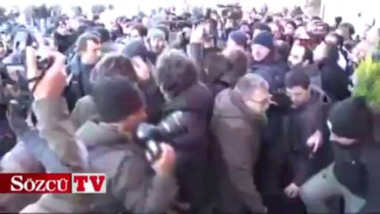 Taksim'de 'torba yasa' arbedesi!