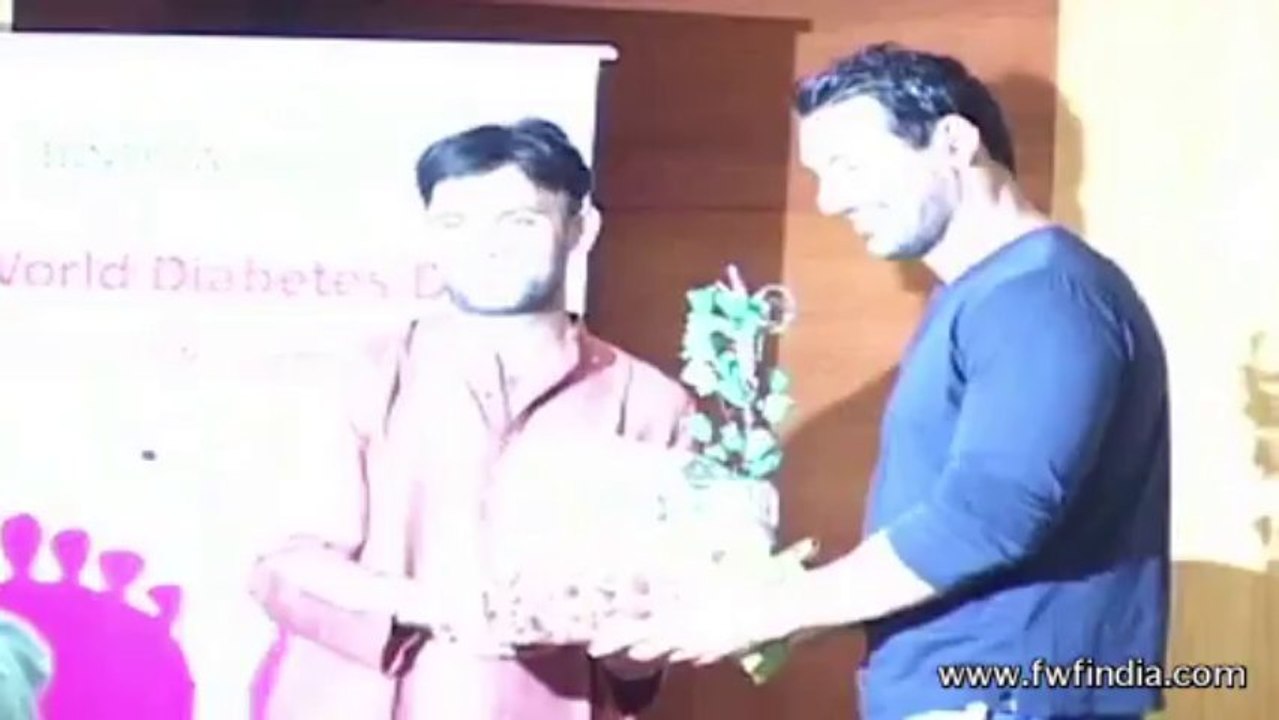(Beat Bullet) John Abraham talks about Diabetics