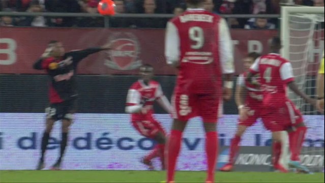 But Younousse SANKHARE (70ème) - Valenciennes FC - EA Guingamp - (1-1) - 07/12/13 (VAFC - EAG)