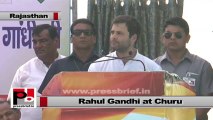 Rahul Gandhi in Churu (Rajasthan) promises more development in Rajasthan