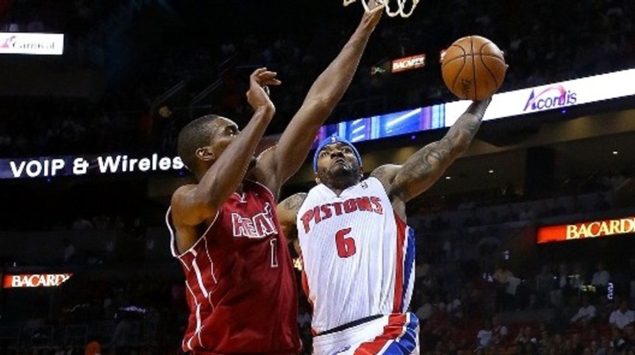 Top 10 Dunks of the Week