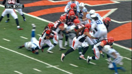 WK 14 Can't-Miss Play : Refs award questionable TD on fourth down