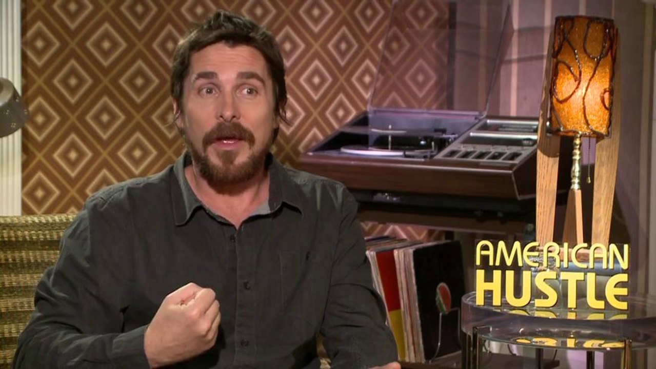 American Hustle - Official Movie Interview : CB (Irving Rosenfeld)