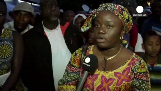 Sudáfrica despide a Mandela: cánticos y oraciones por Tata Madiba