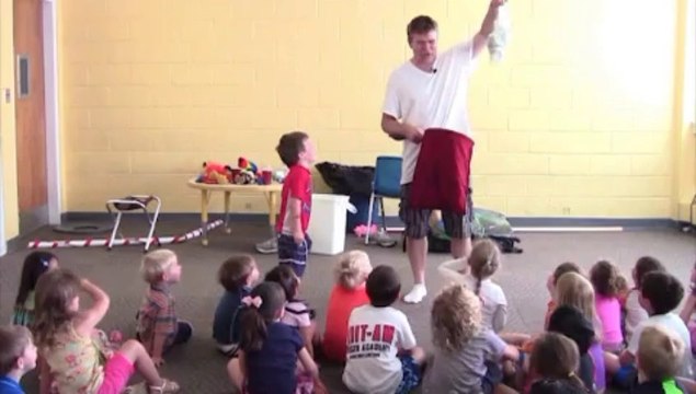 The Great Zucchini Live by Eric Knaus (DVD) - Magic Trick