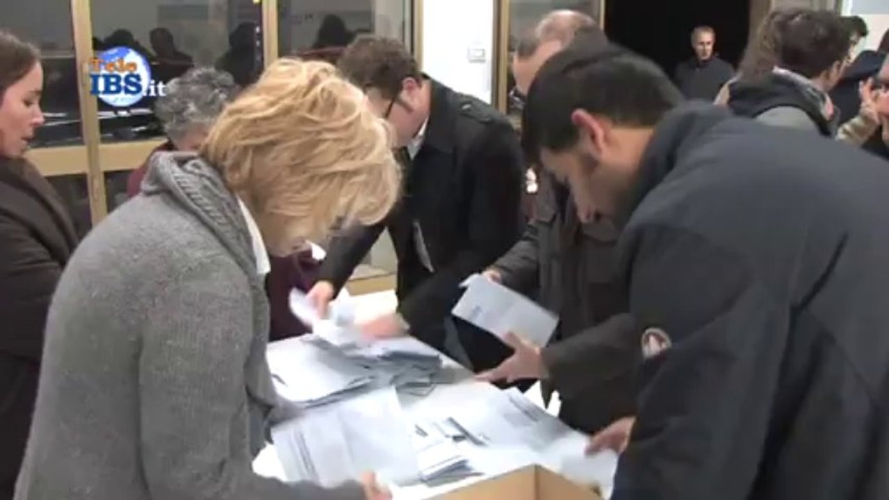 2013-12-08 Primarie PD a Mazara per il Segretario Nazionale
