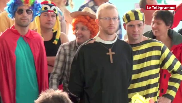 Morlaix. Club nautique : des couleurs au bord de l'eau bleue