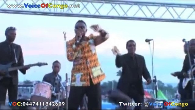 Peguy Tabu chante Maze à la veillée mortuaire de son père Tabu Ley Rochereau...@VoiceOfCongo