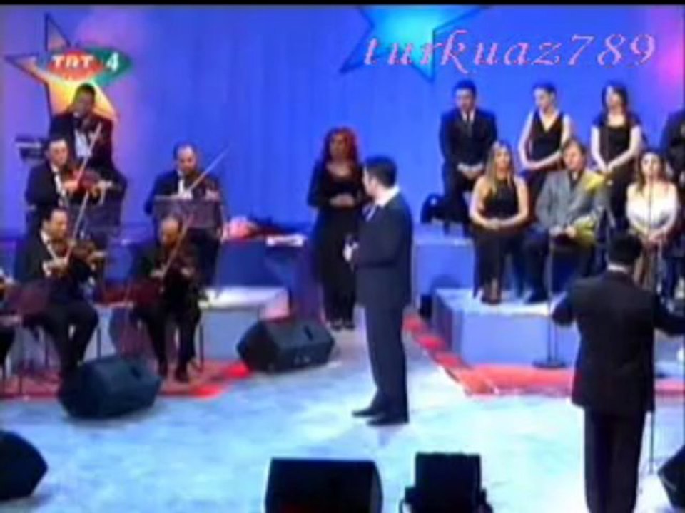 Alp ARSLAN-Seviyorum Desen De Kanmam Sözüne-2