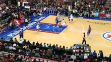 完美組合~ DeAndre Jordan加速的一刻 CP3 立刻把球拋進禁區給 DJ 雙手alley-oop 暴扣