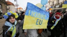 Ukraine's president agrees to offer of talks