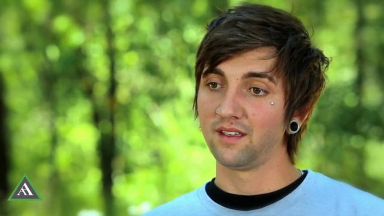 Customized Treatment Programs for Individuals from Azure Acres