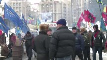 Confrontos na Ucrânia deixam 10 feridos
