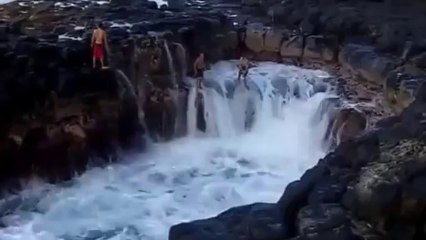 Stunning Time-Lapse Video- Elemental Iceland