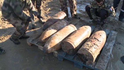 Déminage de cinq pieux Rommel et d'un obus à Sangatte (Pas-de-Calais)