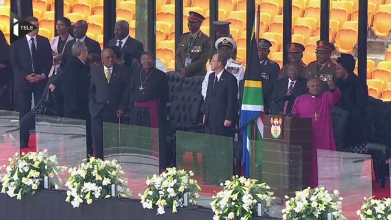 Entre rires et émotion, l?hommage de Desmond Tutu à Mandela