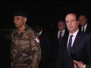 Hollande en Centrafrique: "Nous avions une obligation d'intervenir vite et fort" - 10/12