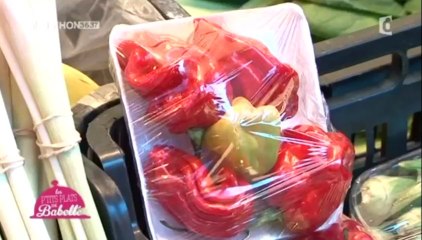 Alessandra Sublet au marché dans les P'tits Plats de Babette