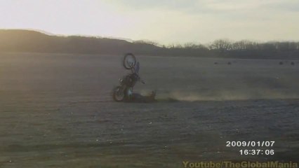 YZF 450 Wheelie Crash