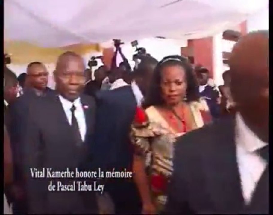 Vital Kamerhe honore la mémoire de Pascal Tabu Ley Rochereau...@VoiceOfCongo