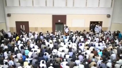 Maulana Tariq Jameel Telling a Funny Story