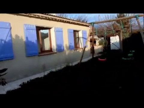 LE BEAUSSET IMMOBILIER VENTE MAISON T4 de plain-pied renove de 85 m2 avec jardin clos arbore