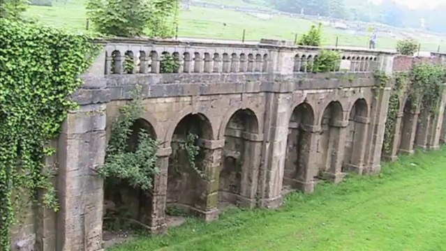 Amazing Crystal Palace, London, Britain - Europe Holidays