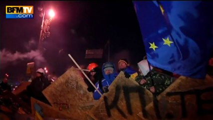 A Kiev, la police donne l'assaut contre les manifestants - 11/12