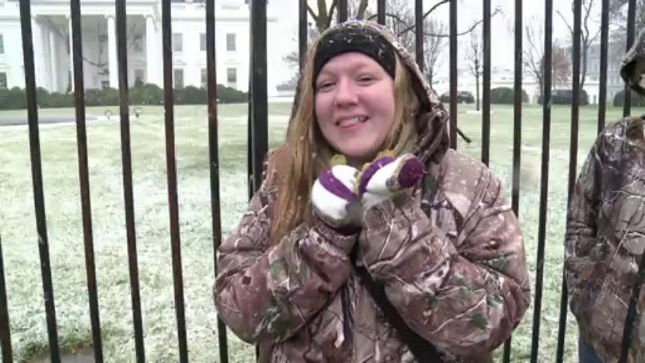 Snow keeps federal workers at home in US capital