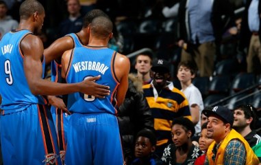 Download Video: Russell Westbrook et Kevin Durant ont une «conversation» avec des fans à Atlanta